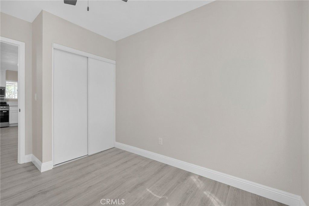 listing image 130729748459983108426
