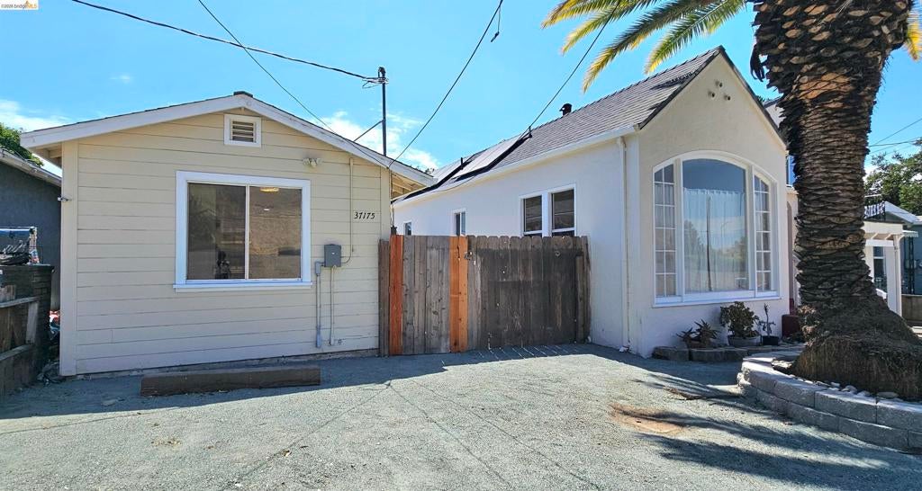 37167 Mission Blvd