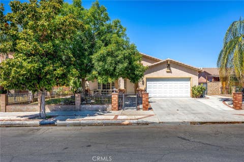 Photo of 1325 Shenandoah DR, Hemet, CA 92545 (MLS # SW26165560)