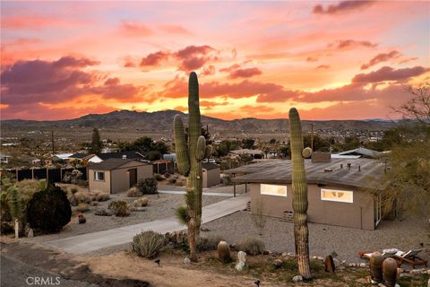 Photo of 61454 Adobe Drive, Joshua Tree, CA 92252 (MLS # JT25274285)