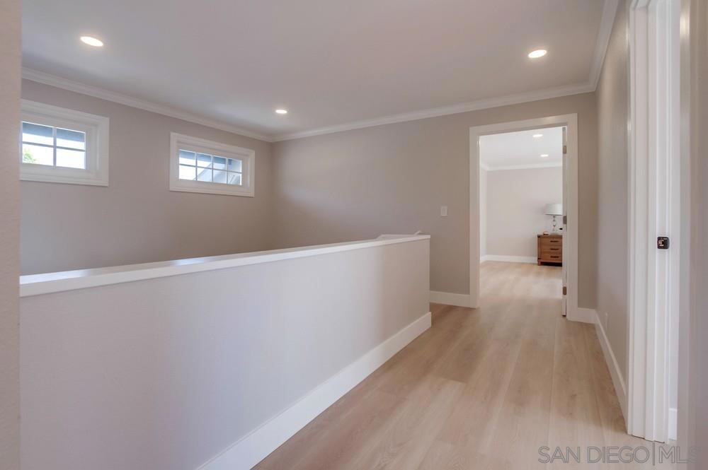 La Costa - Residential