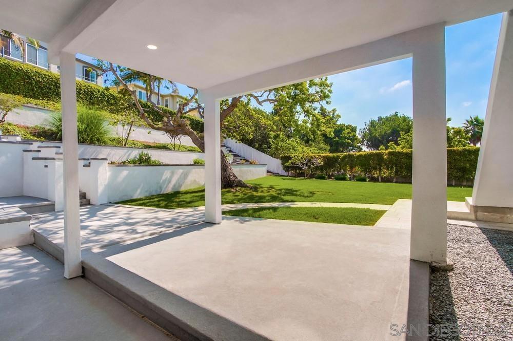 La Costa - Residential