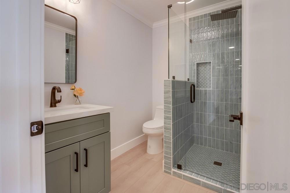 La Costa - Residential