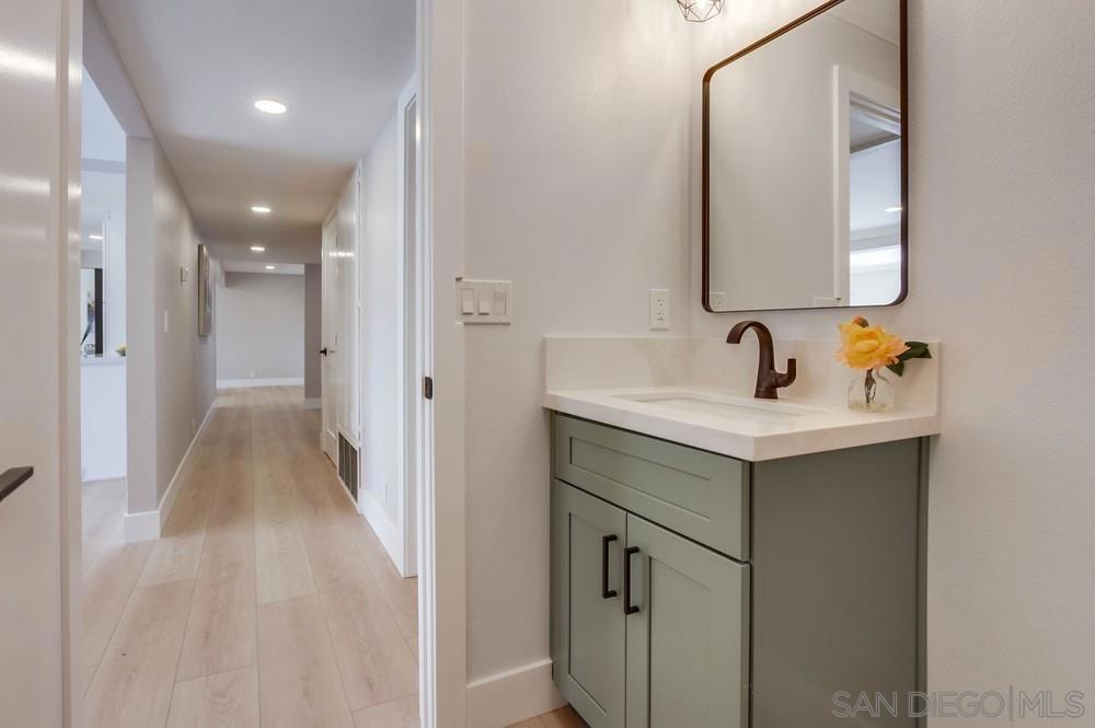 La Costa - Residential