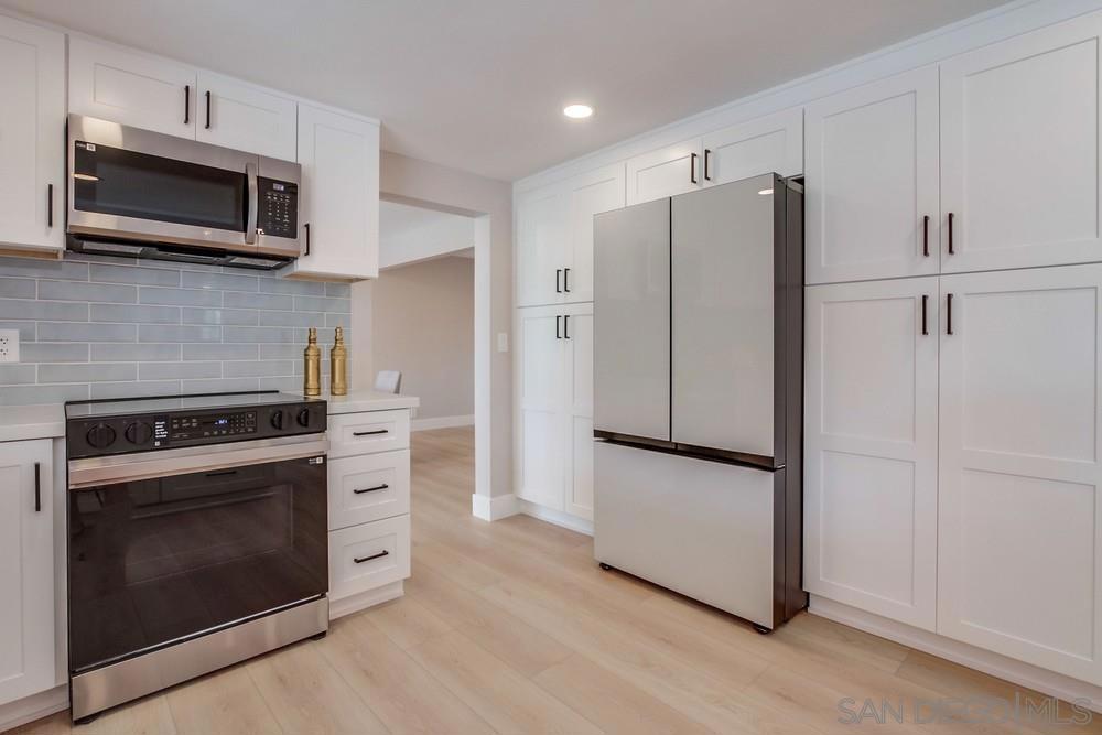 La Costa - Residential