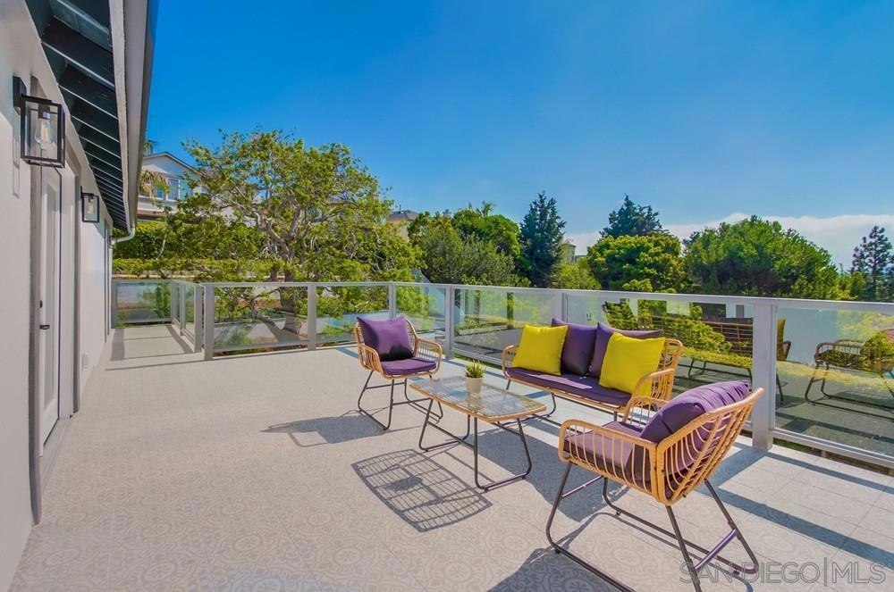 La Costa - Residential