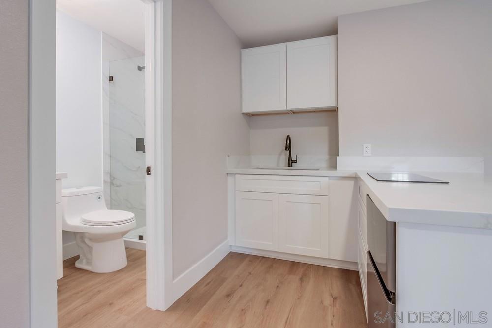 La Costa - Residential