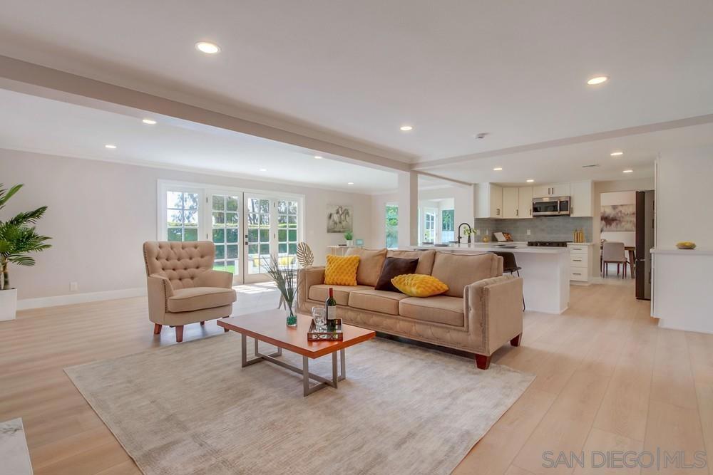 La Costa - Residential