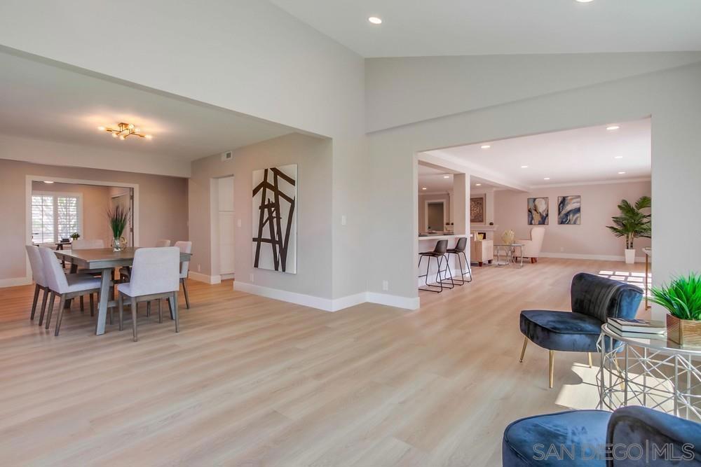 La Costa - Residential