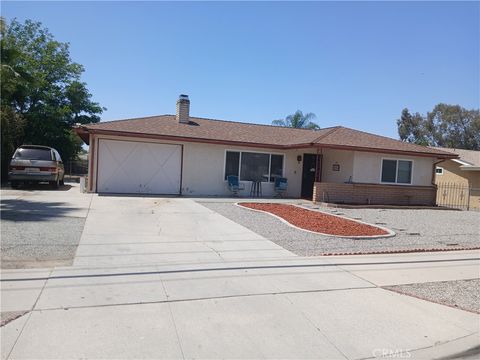 Tiny photo for 26161 Dartmouth St, Hemet, CA 92544 (MLS # DW26086622)