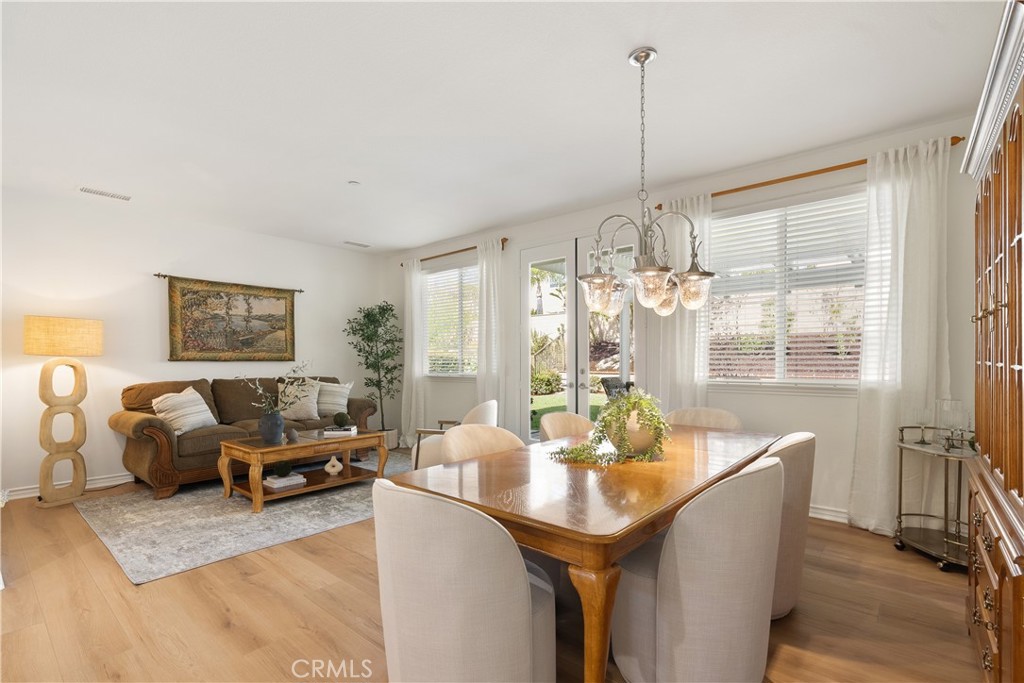 2472 N Highwood Road