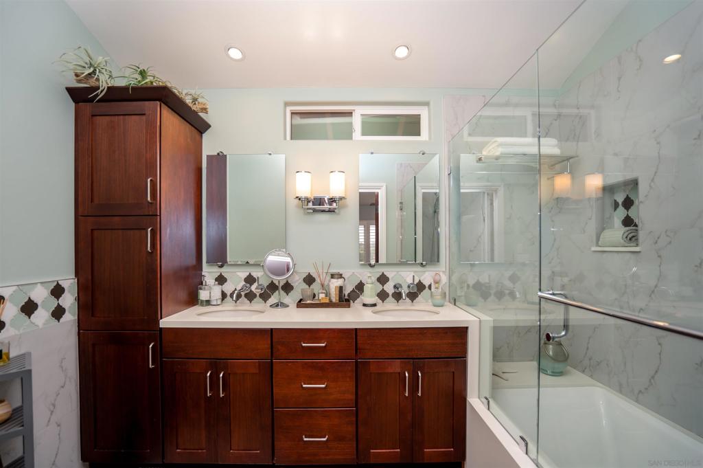 Del Mar - Residential