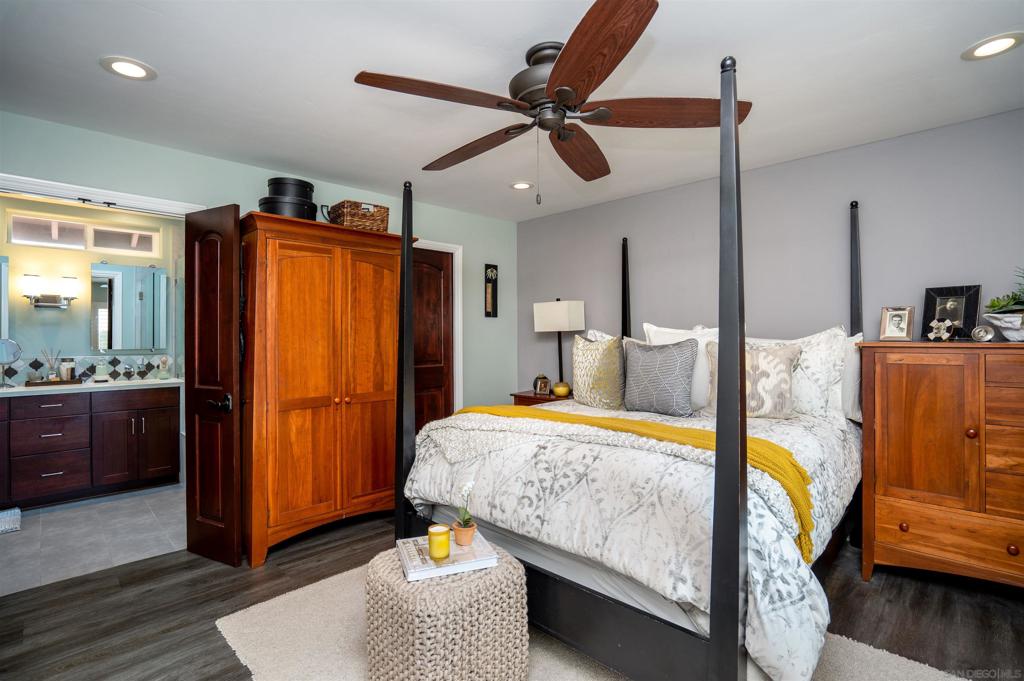 Del Mar - Residential