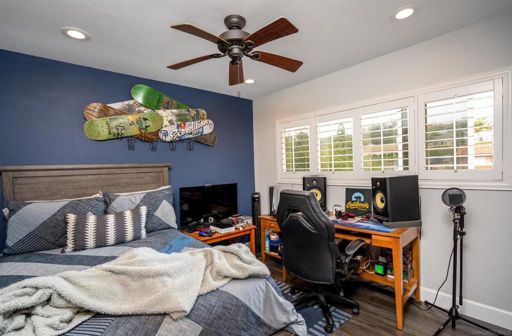 Del Mar - Residential