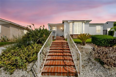 Photo of 2149 Cullivan Street St, Los Angeles, CA 90047 (MLS # IV26079671)