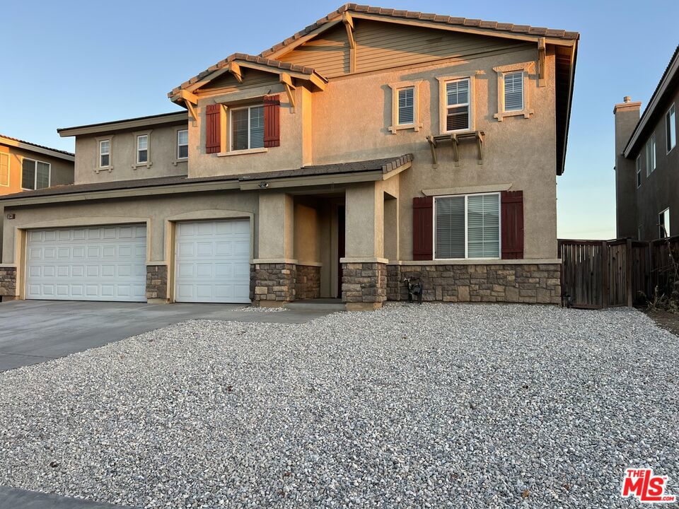 11843 Forest Park Lane