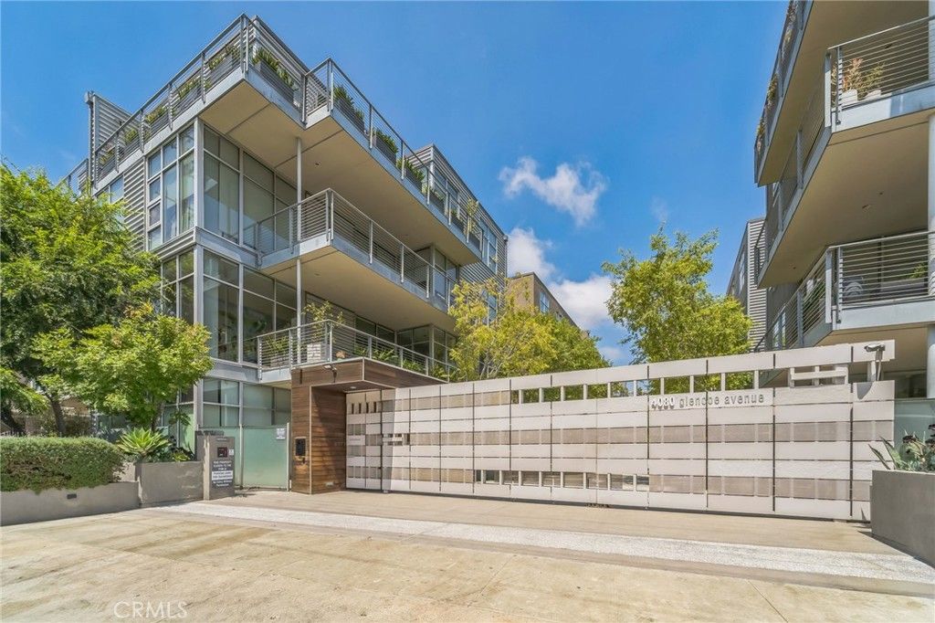 Photo of 4080 Glencoe Ave #108, Marina Del Rey, CA 90292 (MLS # OC25168105)