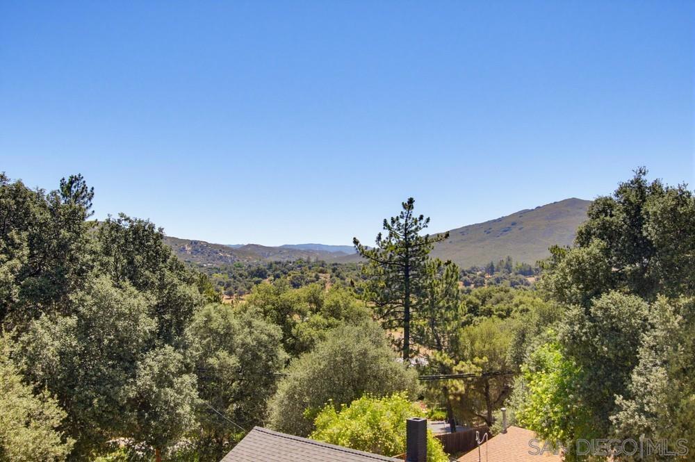 9640 Oak Grove Drive