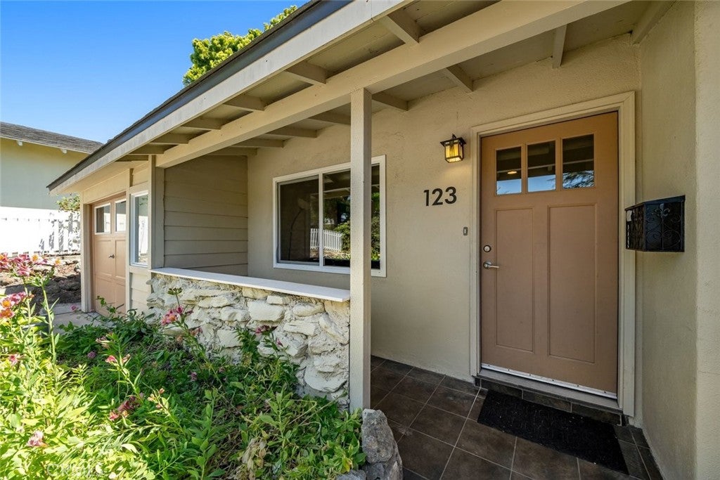 123 Ramona