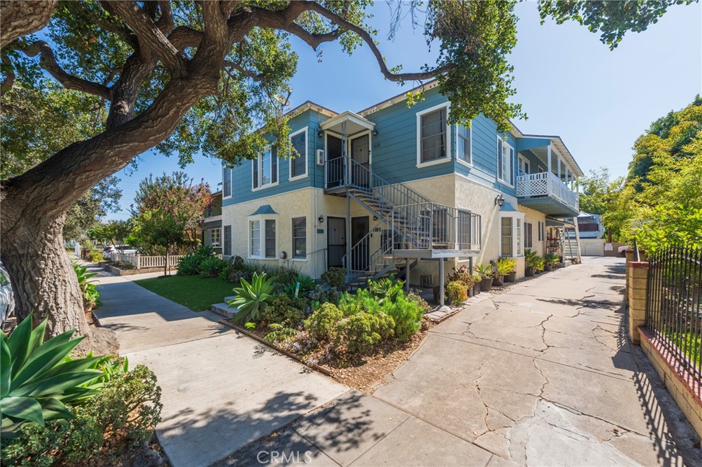 1123 French Street