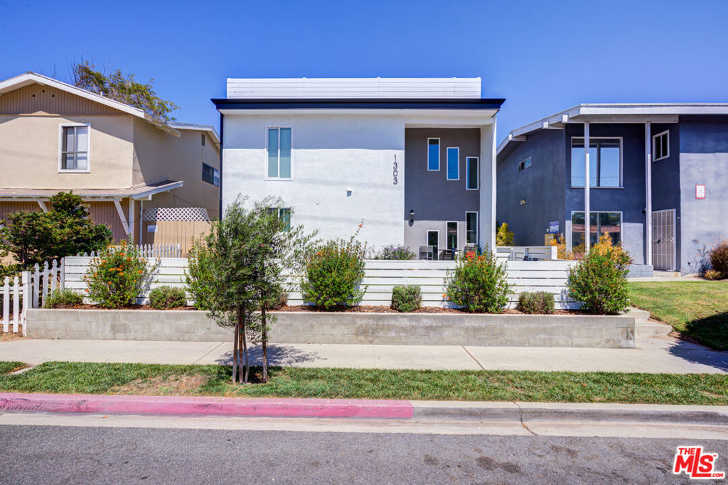 1211 Beryl Street