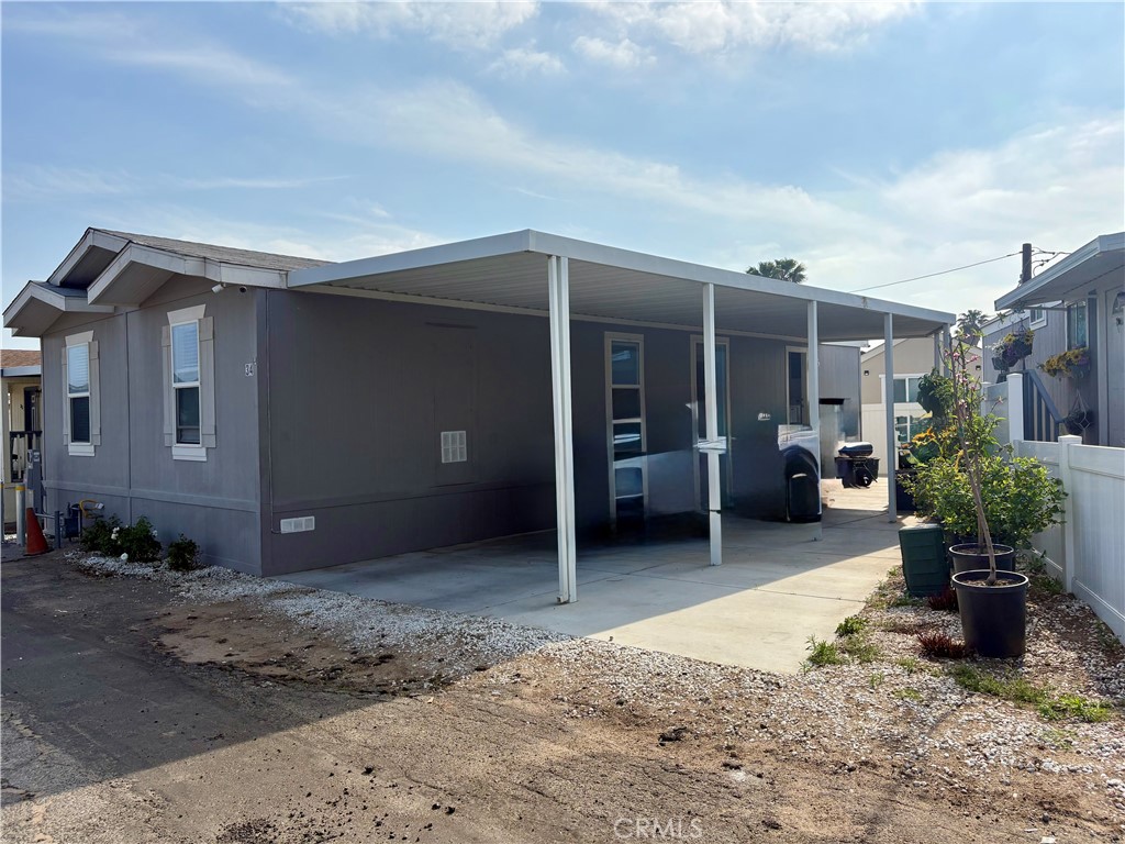 8086 Mission Boulevard 34