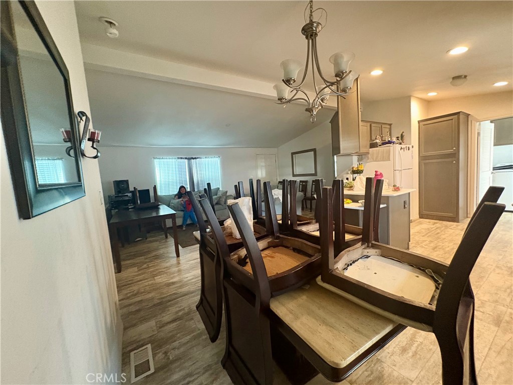 8086 Mission Boulevard 34