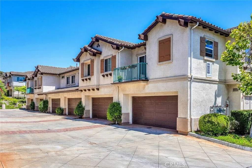 Newbury Park, California 91320, United States, 2 Bedrooms Bedrooms, ,3 BathroomsBathrooms,Residential,Active,232282