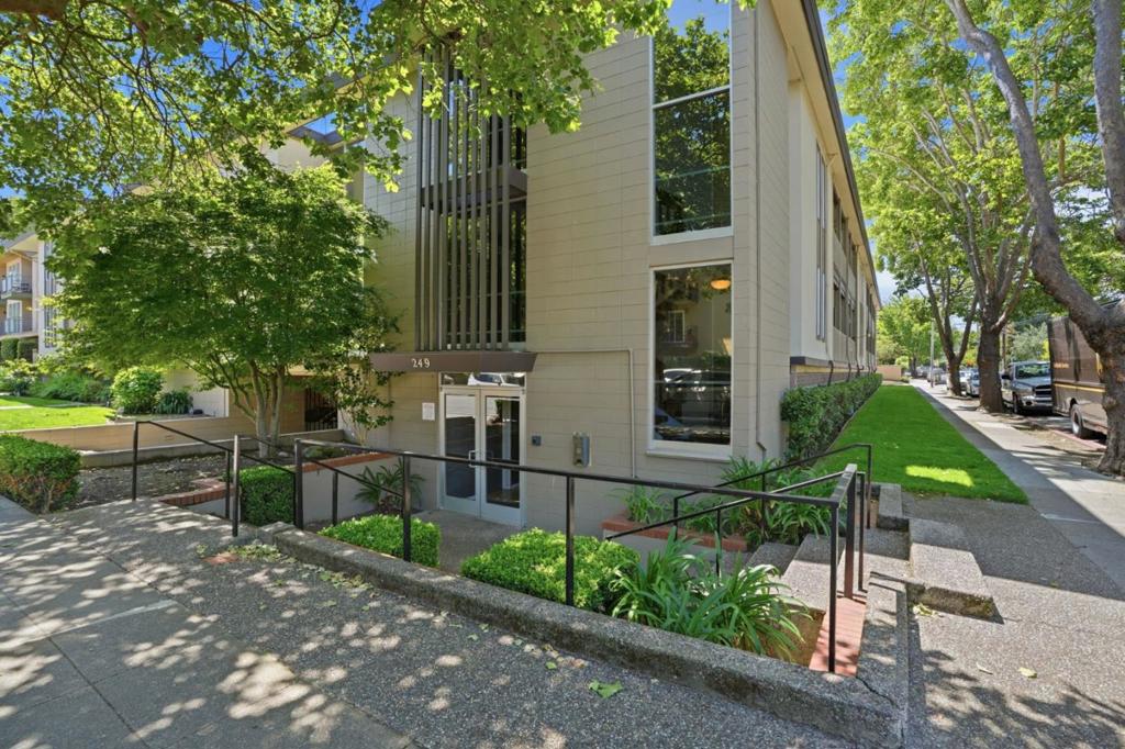 249 Elm Street 107