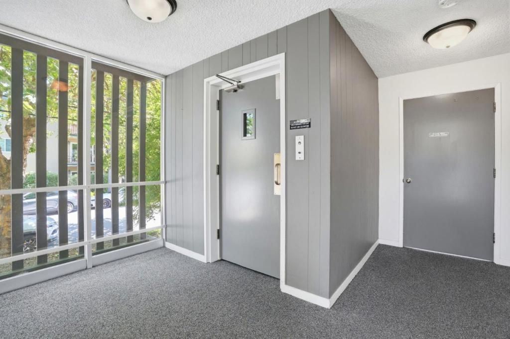 Photo of 249 Elm Street #107, San Mateo, CA 94401 (MLS # ML82045616)