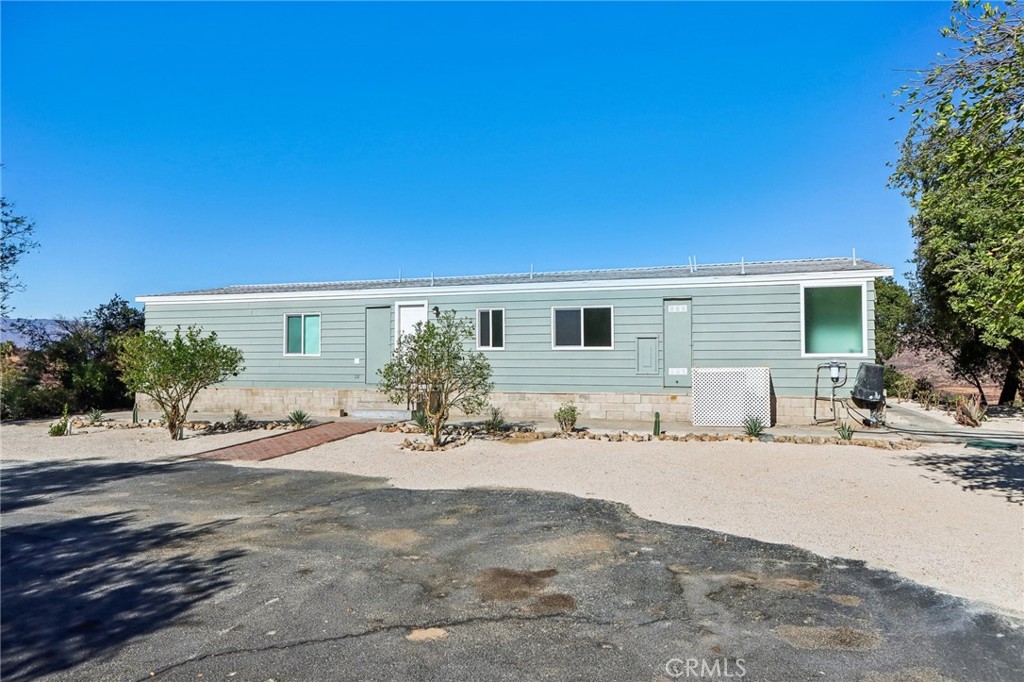 24301 Oak Circle Drive