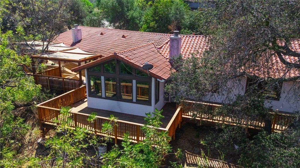 16325 Fox Hunt Road