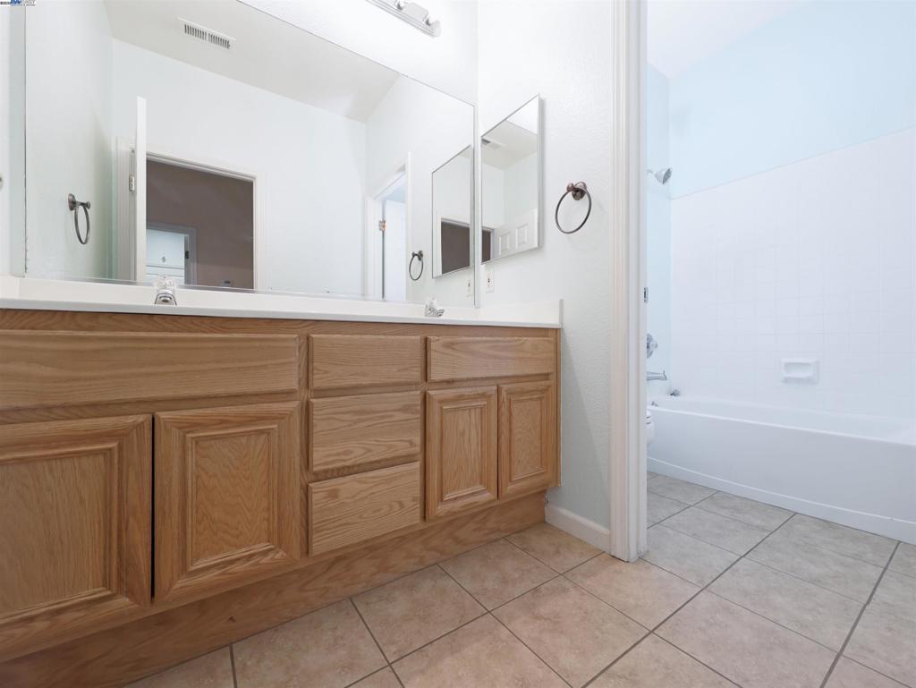 GLENBRIAR ESTATE - Residential