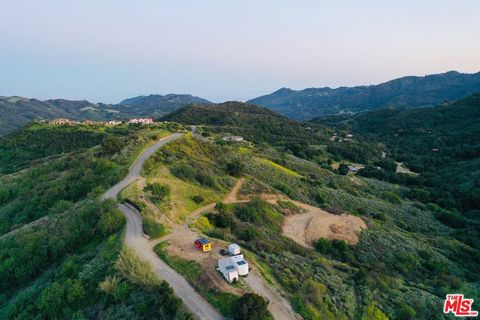 Photo of 2000 Corsham Road, Topanga, CA 90290 (MLS # 26640769)