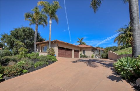 Photo of 2 Paseo Ladera Ln, Pismo Beach, CA 93449 (MLS # PI26071944)
