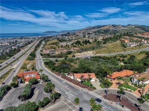 Tiny photo for 2 Paseo Ladera Ln, Pismo Beach, CA 93449 (MLS # PI26071944)