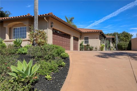 Photo of 2 Paseo Ladera Ln, Pismo Beach, CA 93449 (MLS # PI26071944)