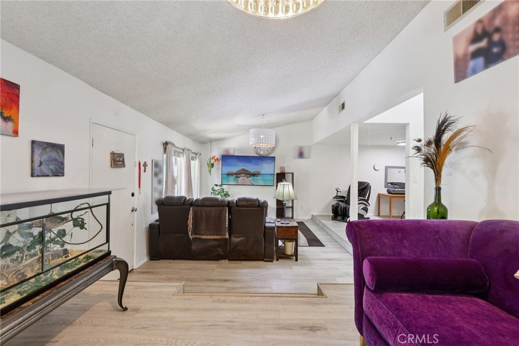 10161 Larwin Avenue 3