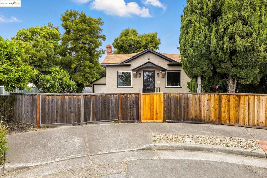 Completely remodeled split level home near Mills College located at the end of a cul-de-sac on a huge well landscaped 10,044 SF lot. Gleaming hardwood Parquet floors throughout, new central furnace, formal dining room, 3 new remote controled ceiling fans, fresh interior & exterior paint, remodeled kitchen (with stainless steel appliances) & baths, 2-car garage, Section 1 Pest clearance, roof report clearance, large private rear deck, formal dining room and bedrooms located on opposite ends of the house. Bonus offering: 2nd remodeled bathroom & 3rd bedroom or office. Buyers will love this property. Show it blind.