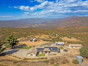 21012 N Burma Rd Ramona CA 92065