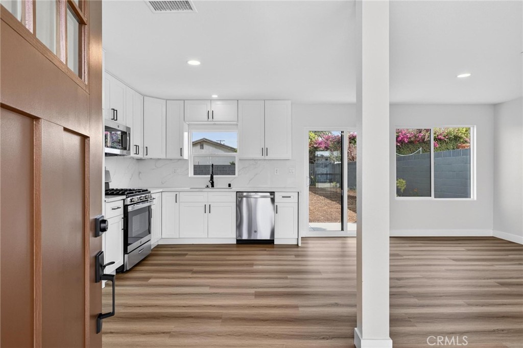 173 W 232nd Pl