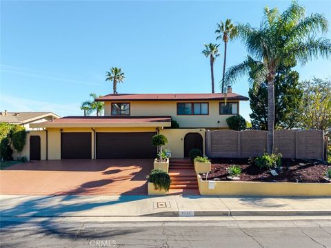 Photo of 6022 Maury Avenue, Woodland Hills, CA 91367 (MLS # SR26011525)