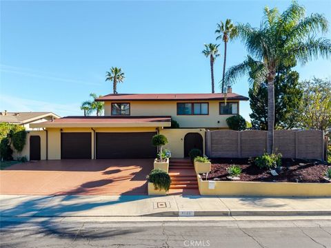 Photo of 6022 Maury Avenue, Woodland Hills, CA 91367 (MLS # SR26011525)