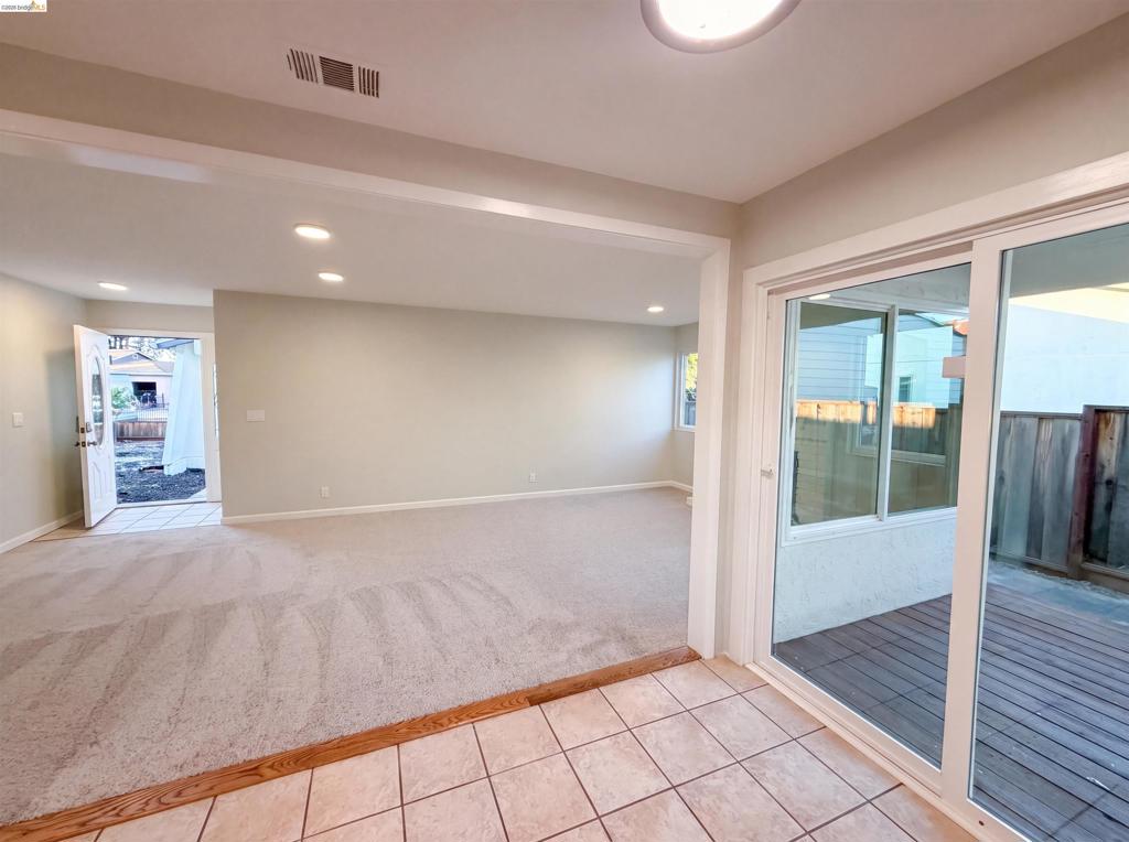112 Aster Ct