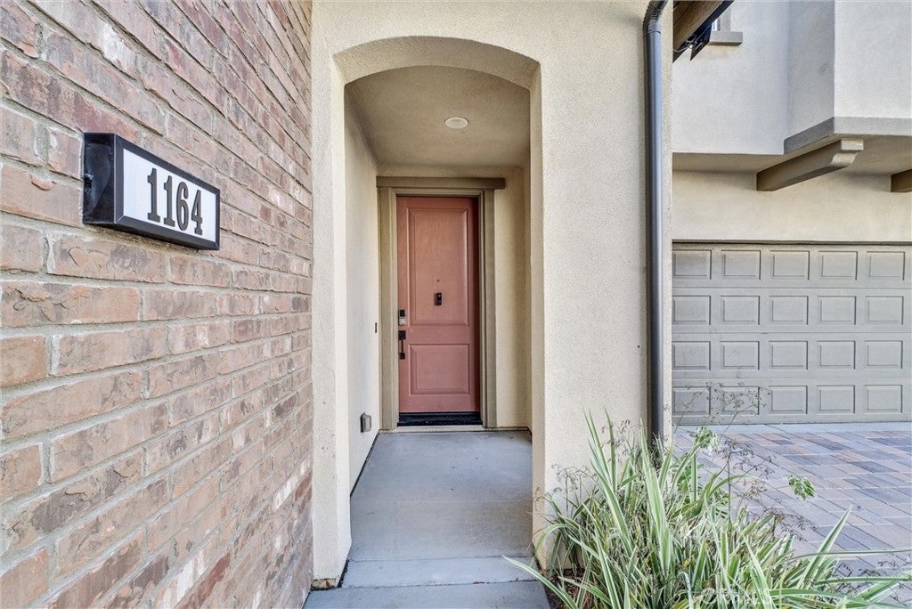 1164 Portola Oaks Dr