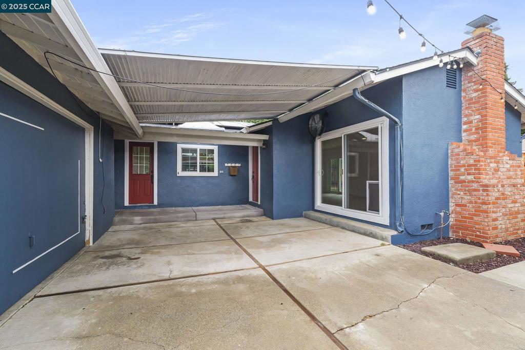 DANAESATES - Residential Lease