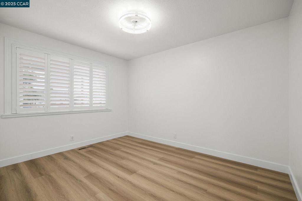 DANAESATES - Residential Lease