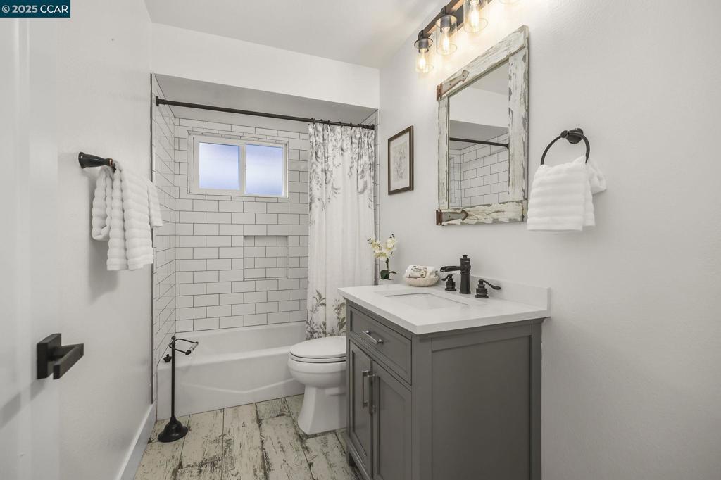 DANAESATES - Residential Lease