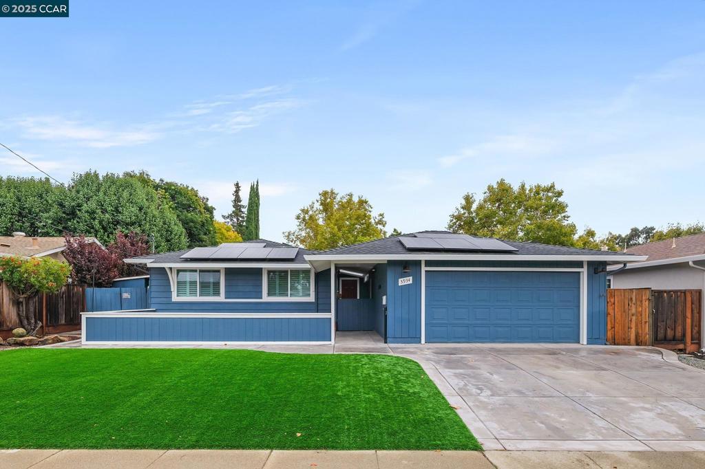 DANAESATES - Residential Lease