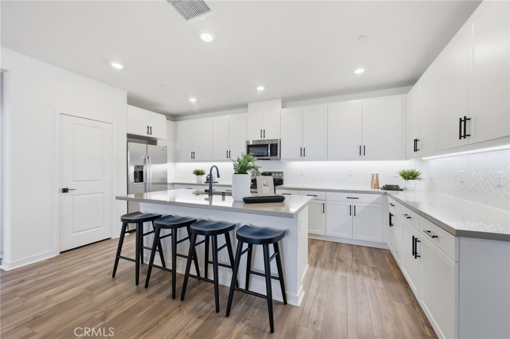 12903 Paradiso Dr 301